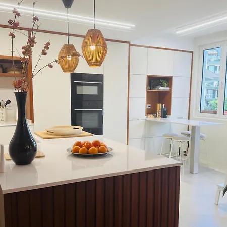 Madeira Precious Family