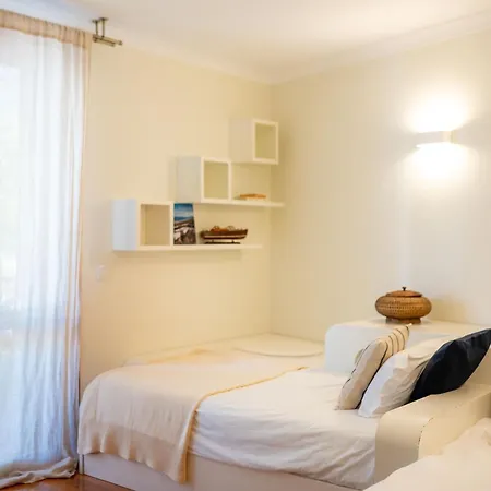 Madeira Precious Family *