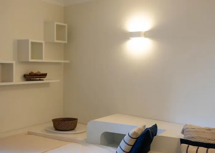 Madeira Precious Family